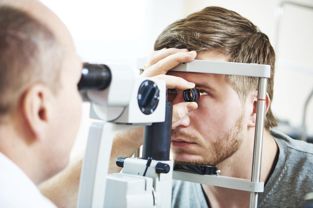 oftalmólogos especializados